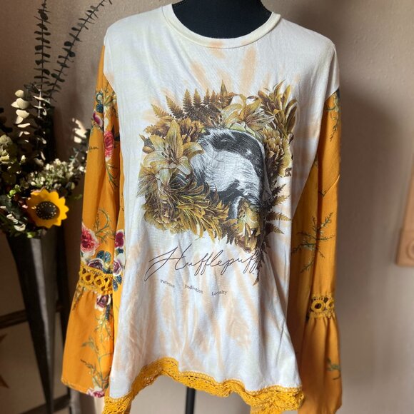 Harry Potter Hufflepuff Refashioned Upcycled Free Size Blouse OSFM - Picture 1 of 6